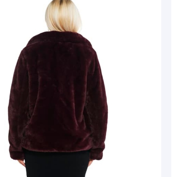 NWT Outermix Classic Faux Fur Jacket - Picture 10 of 11